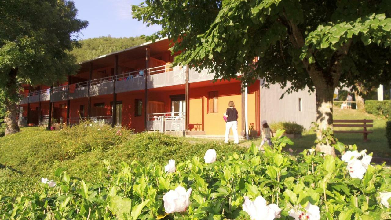 فندق Vvf Sud Aveyron Brusque المظهر الخارجي الصورة